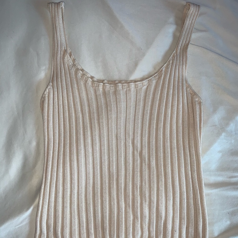 Nude tank top